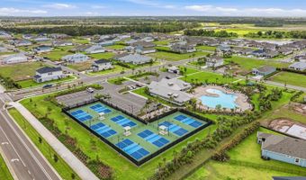 5254 WOLF CREEK Dr, Apollo Beach, FL 33572
