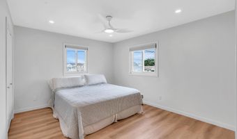 87 Ronald Ave S, Bayville, NJ 08721