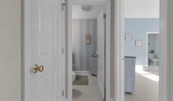 5 Sea Knoll Ct, Bourne, MA 02532