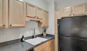 104 Pembroke St 2, Boston, MA 02118