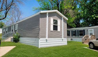 805 18th St 57, Albert Lea, MN 56007
