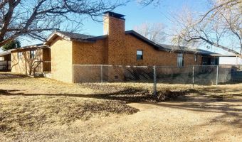 308 E 9th St, Anton, TX 79313