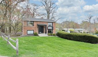 317 S Little Tor Rd, Clarkstown, NY 10956