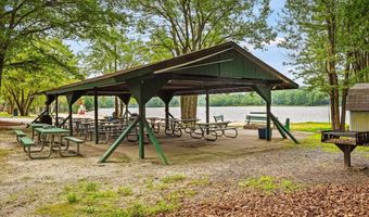 170 Fern Ridge Rd, Blakeslee, PA 18610