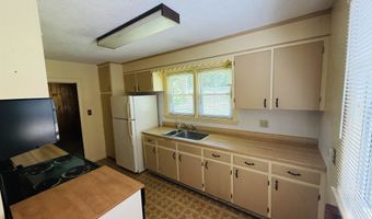 65 Terrace St, Charlestown, NH 03603