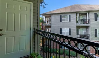 332 Appeldoorn Cir, Asheville, NC 28803