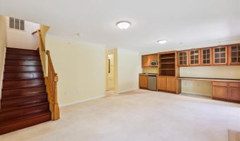 7445 GILLINGHAM ROW, Alexandria, VA 22315