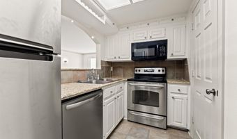2045 3rd St #216, Baton Rouge, LA 70802