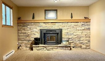 221 44th St N, Cody, WY 82414