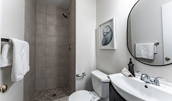 7910 PEYTON FOREST Trl, Annandale, VA 22003