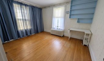 134 Kenduskeag Ave, Bangor, ME 04401