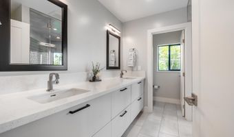 557 Kupulau Dr, Kihei, HI 96753