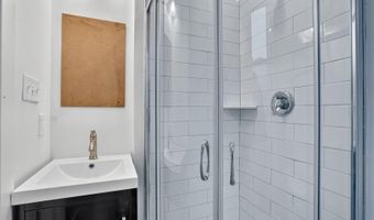 1821 T St NW, Washington, DC 20009