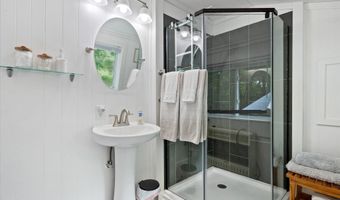 19 Perry Ln, Amherst, ME 04605