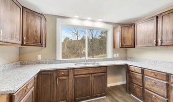 8878 E Main St, Alexandria, KY 41001