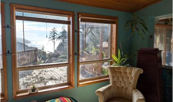 19921 WHALESHEAD Rd U25, Brookings, OR 97415