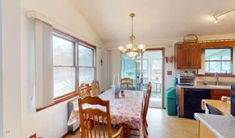 1635 Timberline Dr, Altoona, PA 16601