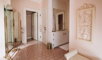 124 Elm St, Bennington, VT 05201