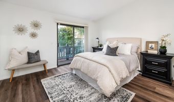 6882 Alderwood Dr, Carlsbad, CA 92011