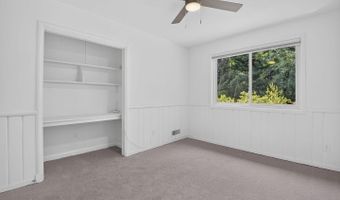 6008 BENALDER Dr, Bethesda, MD 20816