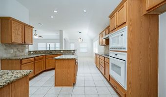 910 Crater Lake Ct, Allen, TX 75002