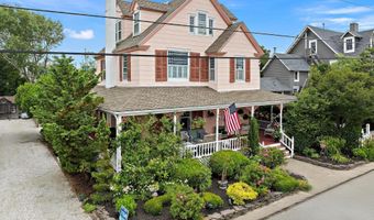 109 CENTRE St, Beach Haven, NJ 08008