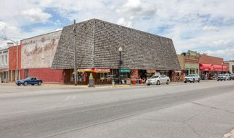 1041 Military Ave, Baxter Springs, KS 66713
