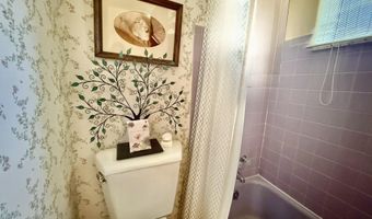 413 E Shawnee Ln, Attica, IN 47918