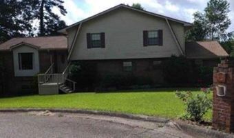 1720 CHERRY Cir, Anniston, AL 36207