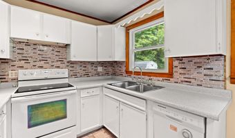 9 Pine Acres Rd, Allenstown, NH 03275
