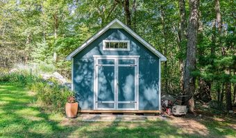 81 Shippee Rd, East Greenwich, RI 02818