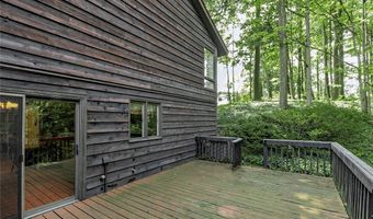 191 Parkview Dr, Aurora, OH 44202