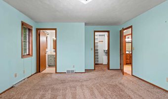28 GREVES Ct, Appleton, WI 54914