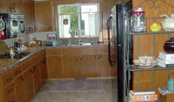 1521 S 7th St, Aberdeen, SD 57401