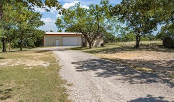 466 County Road 1180, Alvord, TX 76225