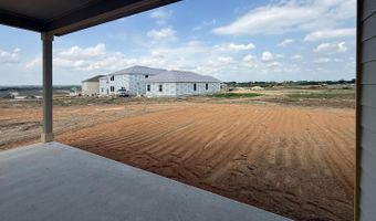 120 Peeps Ct, Adkins, TX 78101