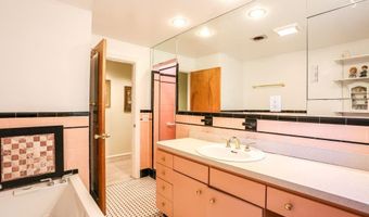 29 Dean Ave, Johnston, RI 02919