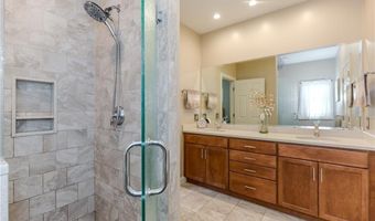 160 Allegra Ln, North Kingstown, RI 02852