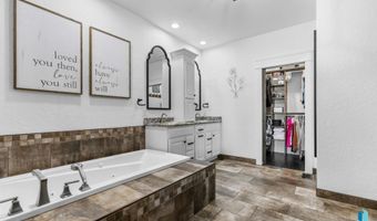 47138 298th St, Beresford, SD 57004
