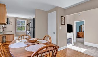 36 Whiting Farm Rd, Branford, CT 06405