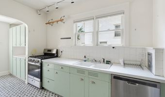 102 Marvin Ave, Akron, OH 44302