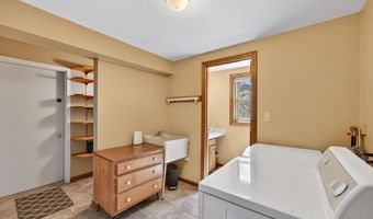 13 Harrigan St, Bethlehem, NH 03574