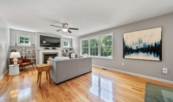 46 Isaac Foss Rd, Chester, NH 03036