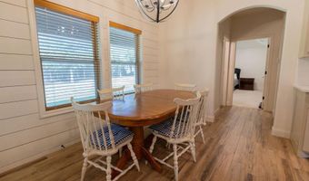 1013 Churchill Ln, Millsap, TX 76066