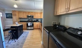 68 Park St, Belfast, ME 04915