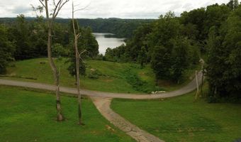 263 W Taxiway Dr, Albany, KY 42602