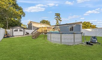 1228 Pacific Ave, Beachwood, NJ 08722