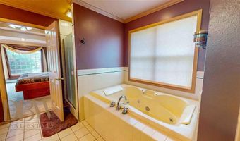 39 N 41st St N, Cody, WY 82414