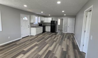 112 W Second St, Birdseye, IN 47513