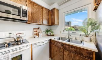 355 Aoloa St C201, Kailua, HI 96734